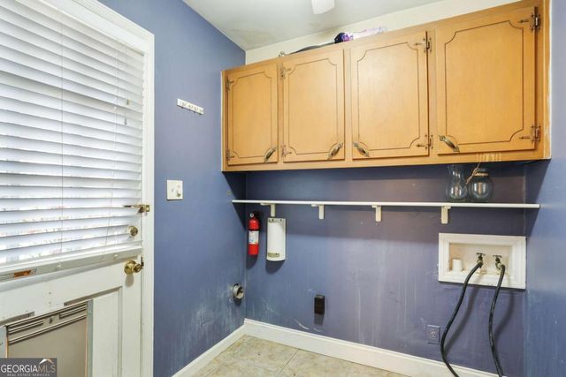 2476 Woodside Way, Atlanta, GA 30341