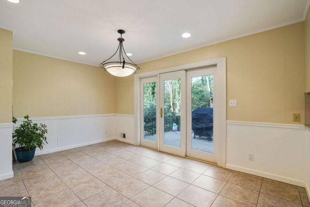 2476 Woodside Way, Atlanta, GA 30341