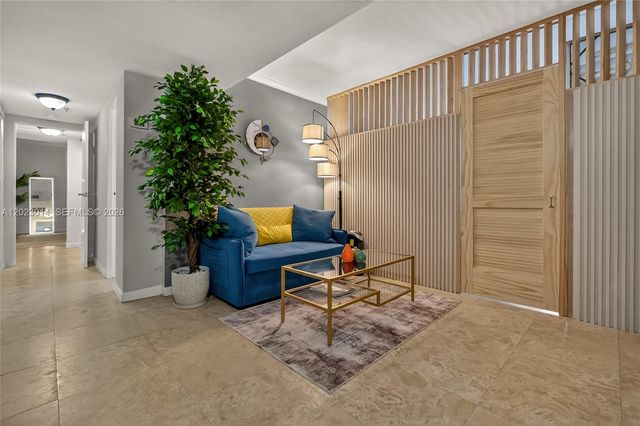 19201 Collins Ave 949, Sunny Isles Beach, FL 33160