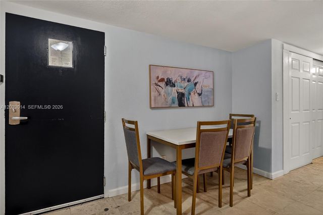 19201 Collins Ave 949, Sunny Isles Beach, FL 33160