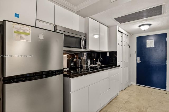 19201 Collins Ave 949, Sunny Isles Beach, FL 33160