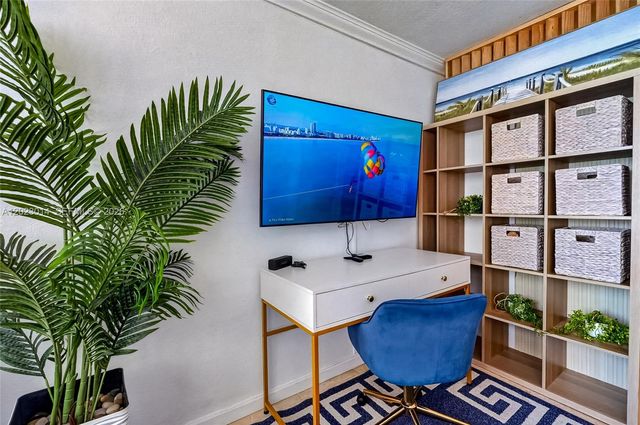 19201 Collins Ave 949, Sunny Isles Beach, FL 33160