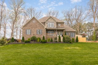 714 Eastland Ln, Lebanon, TN 37090