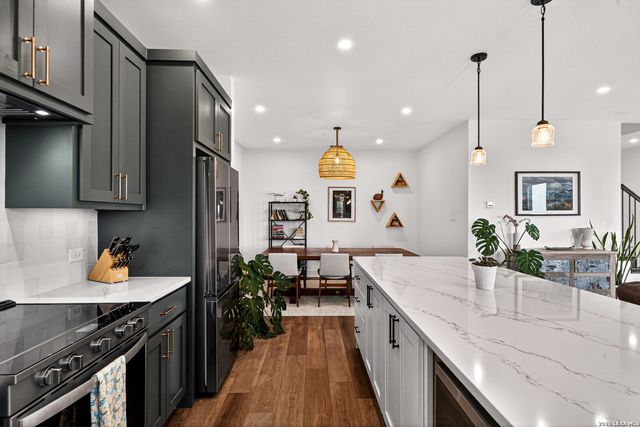 114 MAGNOLIA CIR, Boerne, TX 78006