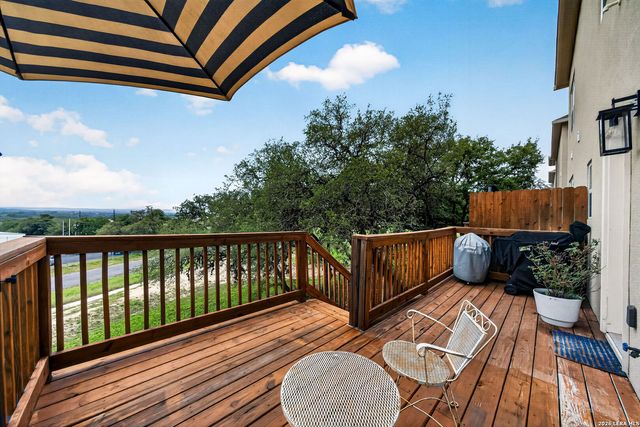 114 MAGNOLIA CIR, Boerne, TX 78006