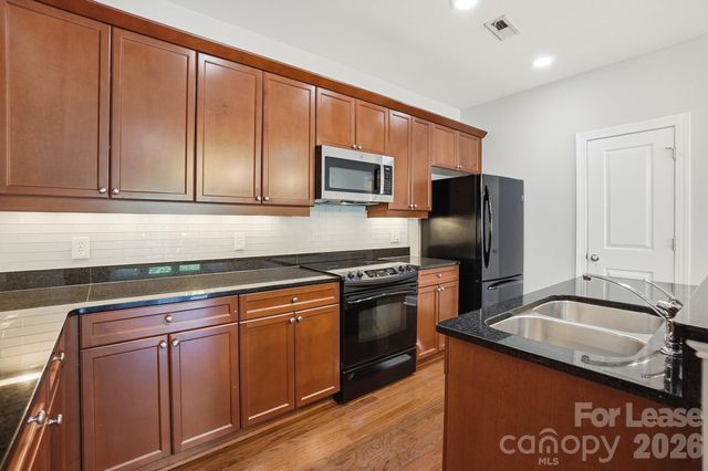1829 Kenilworth Avenue 204, Charlotte, NC 28203