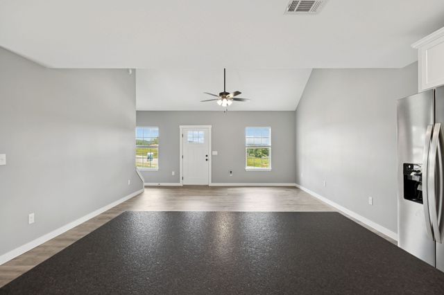 150 Alice Preston Loop, Gordonsville, TN 38563