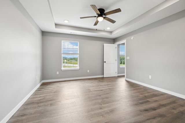 150 Alice Preston Loop, Gordonsville, TN 38563