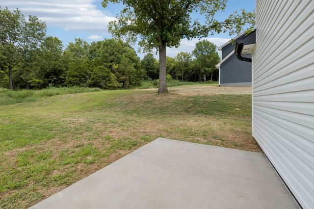 150 Alice Preston Loop, Gordonsville, TN 38563