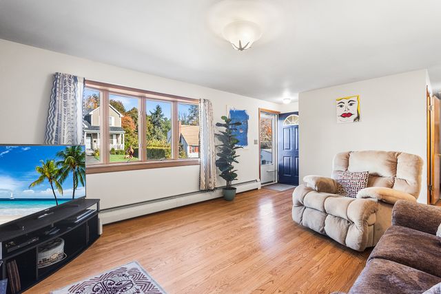 19 Fairlawn Avenue, Middletown, CT 06457