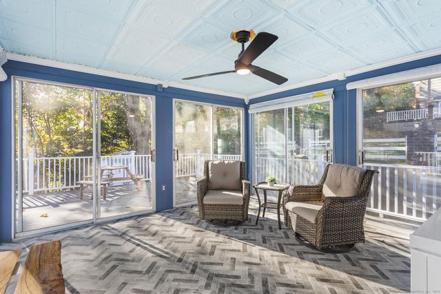 19 Fairlawn Avenue, Middletown, CT 06457