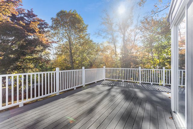 19 Fairlawn Avenue, Middletown, CT 06457