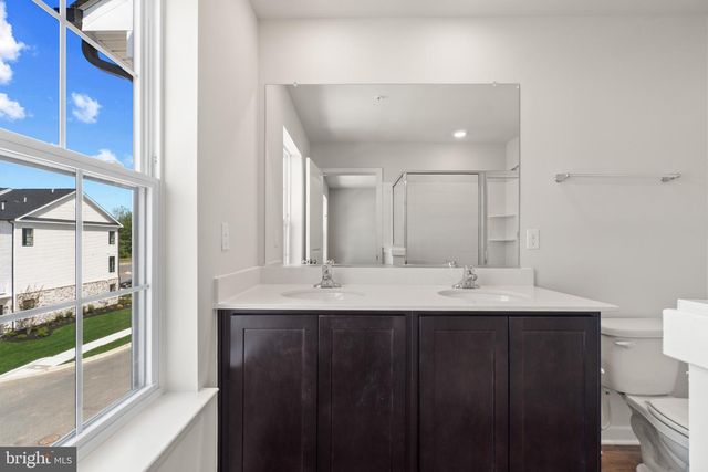 5011 SILVER OAK DR, Rosedale, MD 21237