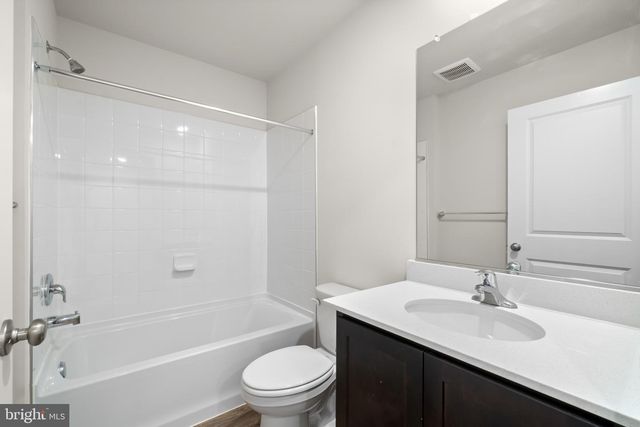 5011 SILVER OAK DR, Rosedale, MD 21237