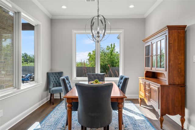 624 Lindsay Lane, Robinson, TX 76706