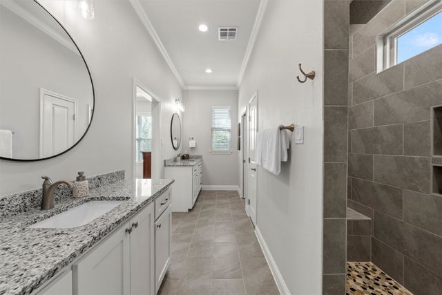 624 Lindsay Lane, Robinson, TX 76706