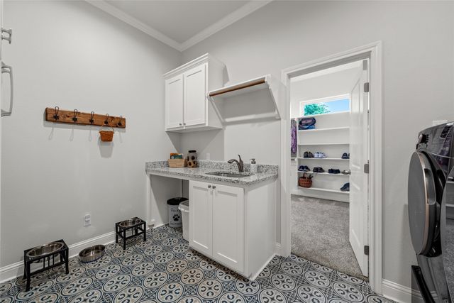 624 Lindsay Lane, Robinson, TX 76706