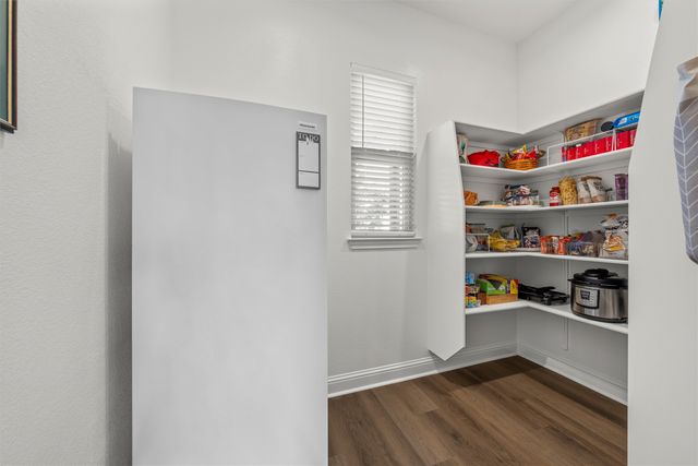 624 Lindsay Lane, Robinson, TX 76706