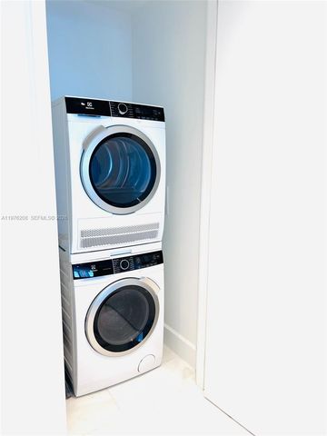 700 NE 26th Ter 3504, Miami, FL 33137