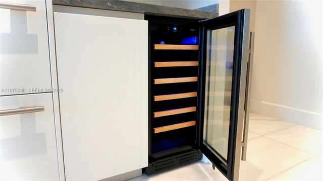 700 NE 26th Ter 3504, Miami, FL 33137