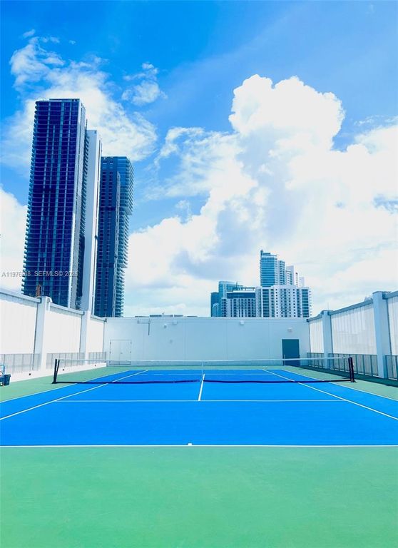 700 NE 26th Ter 3504, Miami, FL 33137