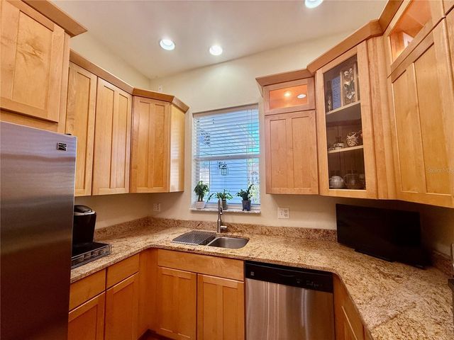 501 PALM AVENUE, Palm Harbor, FL 34683