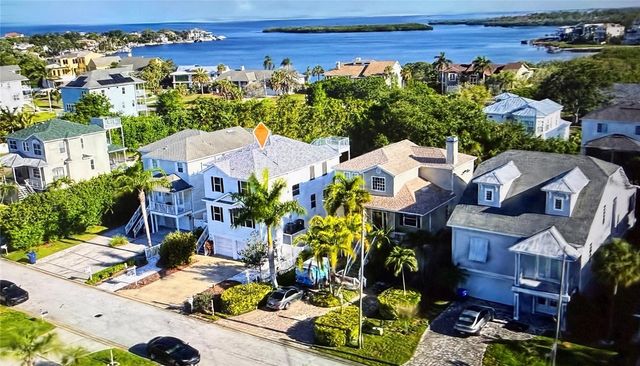 501 PALM AVENUE, Palm Harbor, FL 34683
