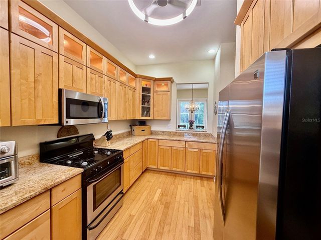 501 PALM AVENUE, Palm Harbor, FL 34683