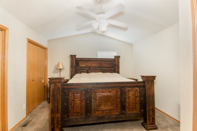 1925 S Chateau St, Wichita, KS 67207