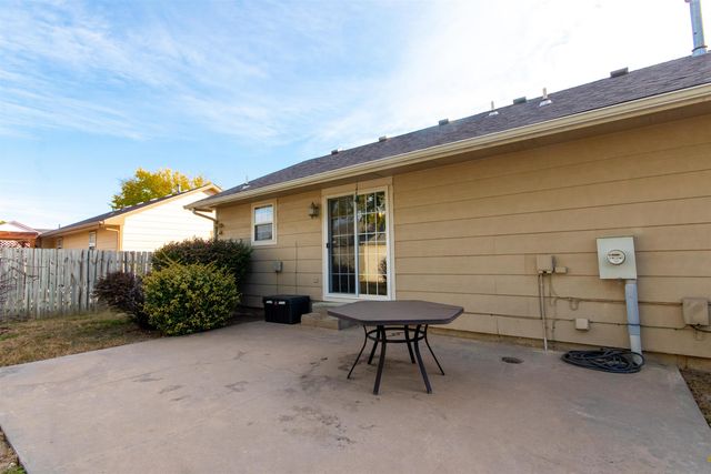 1925 S Chateau St, Wichita, KS 67207