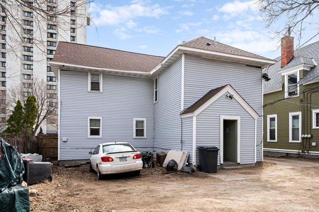 2524 Portland Avenue, Minneapolis, MN 55404