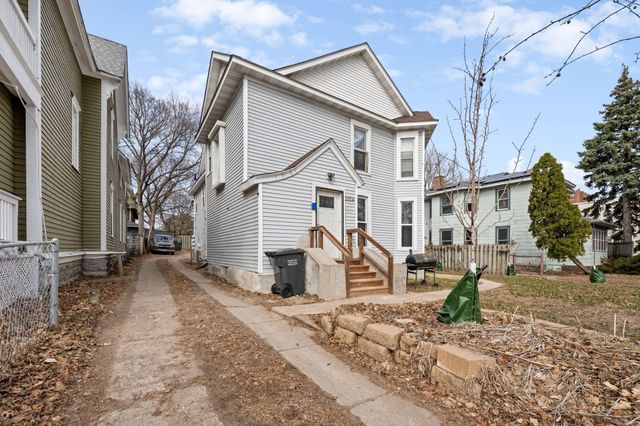 2524 Portland Avenue, Minneapolis, MN 55404
