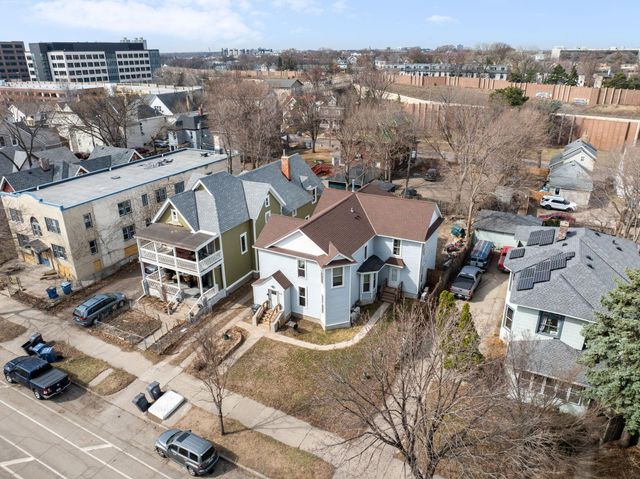 2524 Portland Avenue, Minneapolis, MN 55404