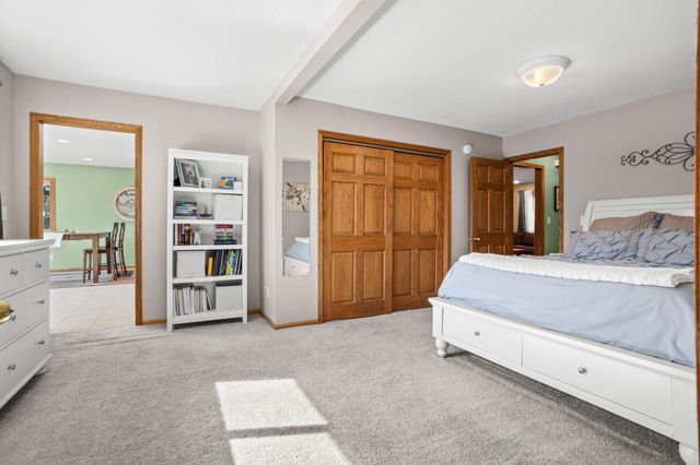 620 12th Street N, Moorhead, MN 56560