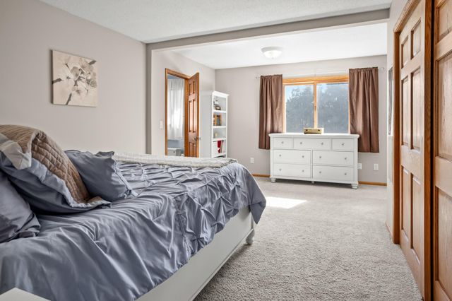 620 12th Street N, Moorhead, MN 56560