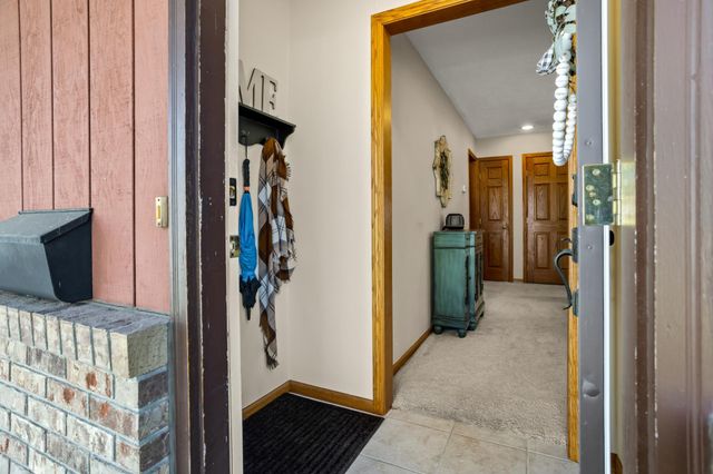 620 12th Street N, Moorhead, MN 56560