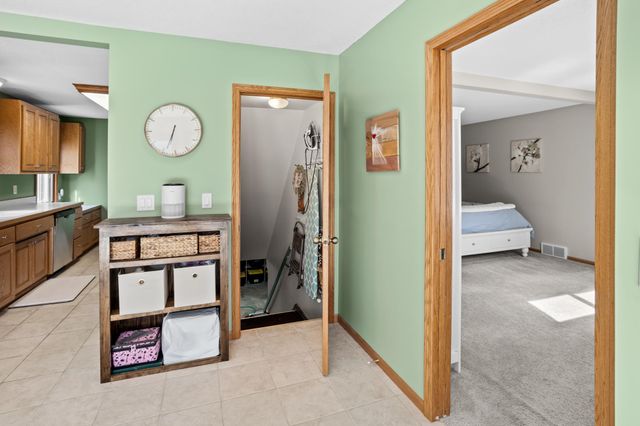 620 12th Street N, Moorhead, MN 56560