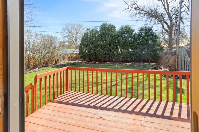 620 12th Street N, Moorhead, MN 56560