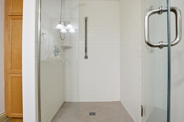 66 State St Unit 202, Portsmouth, NH 03801