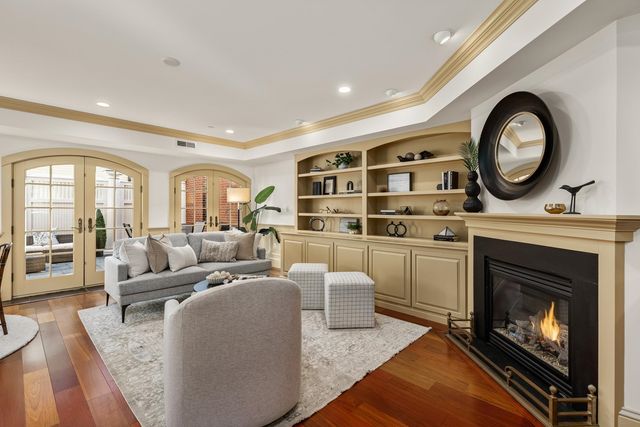 66 State St Unit 202, Portsmouth, NH 03801