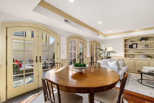 66 State St Unit 202, Portsmouth, NH 03801