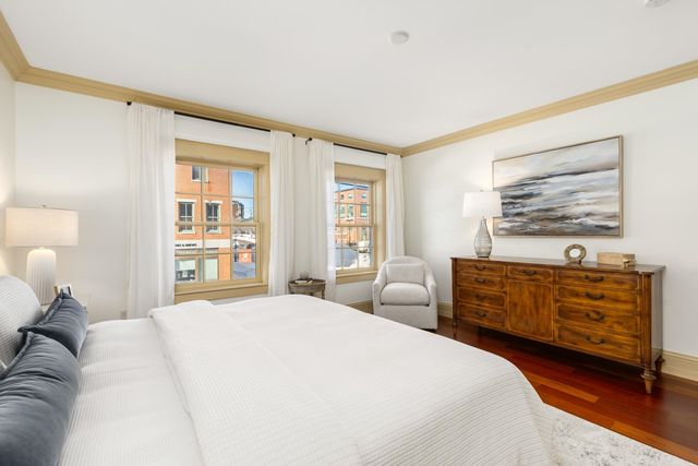 66 State St Unit 202, Portsmouth, NH 03801