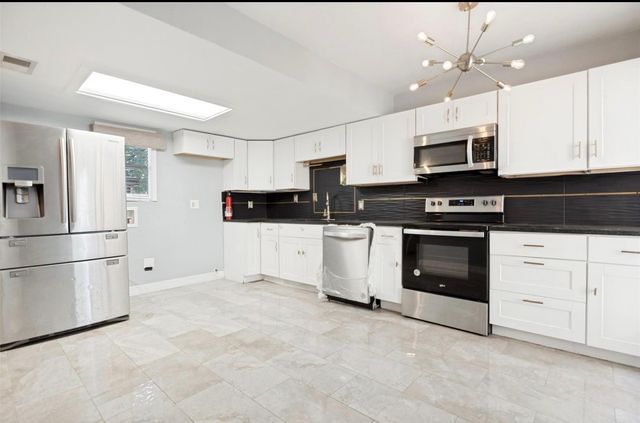 5808 Harvest Hill Road, Dallas, TX 75230