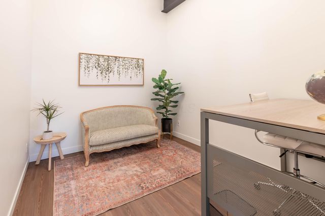 121 E High Street, London, OH 43140