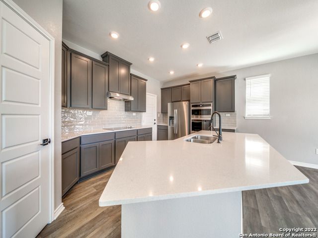 26006 LOS MIRASOLES, Boerne, TX 78015