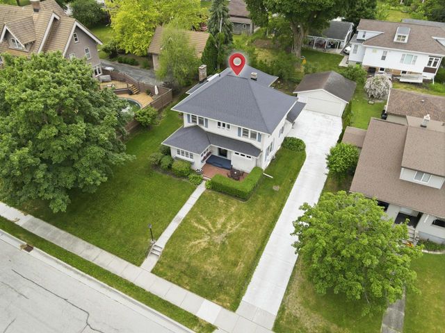 2113 Monroe STREET, New Holstein, WI 53061