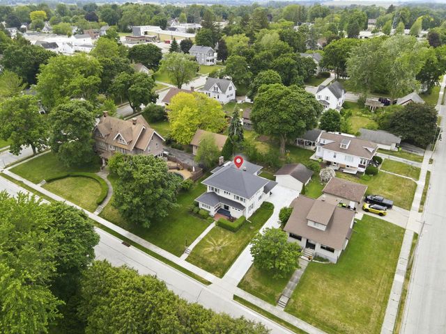 2113 Monroe STREET, New Holstein, WI 53061