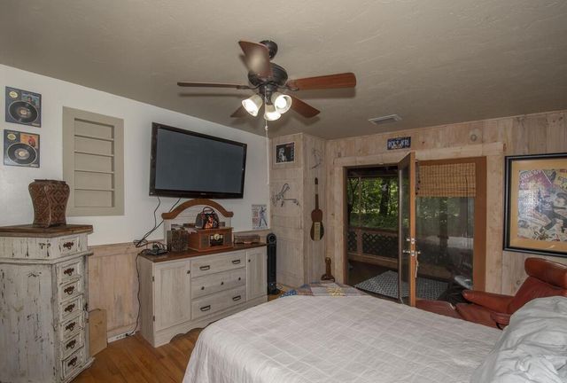 201 Eagle Fork Road, Hayesville, NC 28904