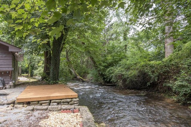 201 Eagle Fork Road, Hayesville, NC 28904