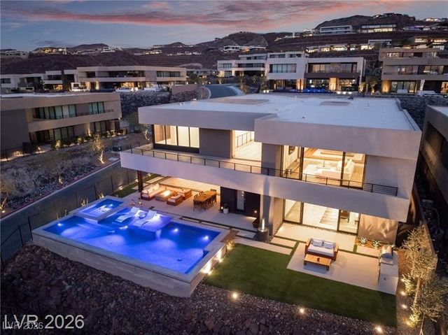 801 Dragons Eye Drive, Henderson, NV 89012